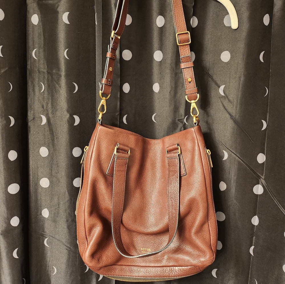 Fossil purse